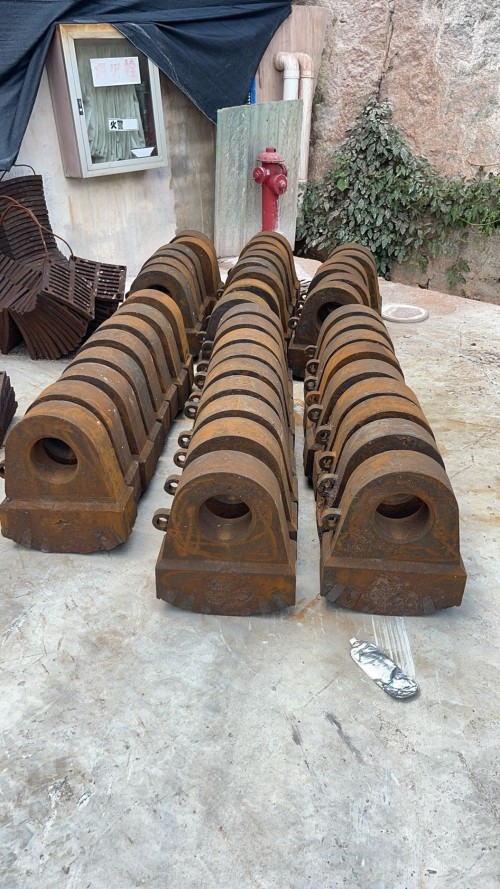 Alloy Hammer Crusher